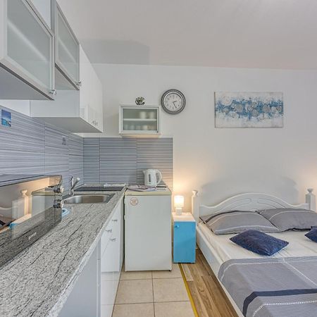 Studio Apartmani Ivanda Макарська Екстер'єр фото