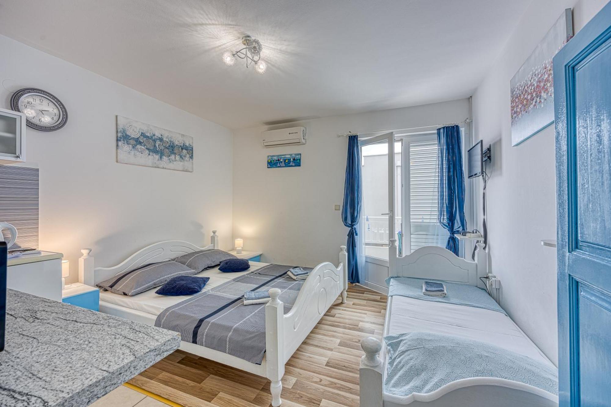 Studio Apartmani Ivanda Макарська Екстер'єр фото