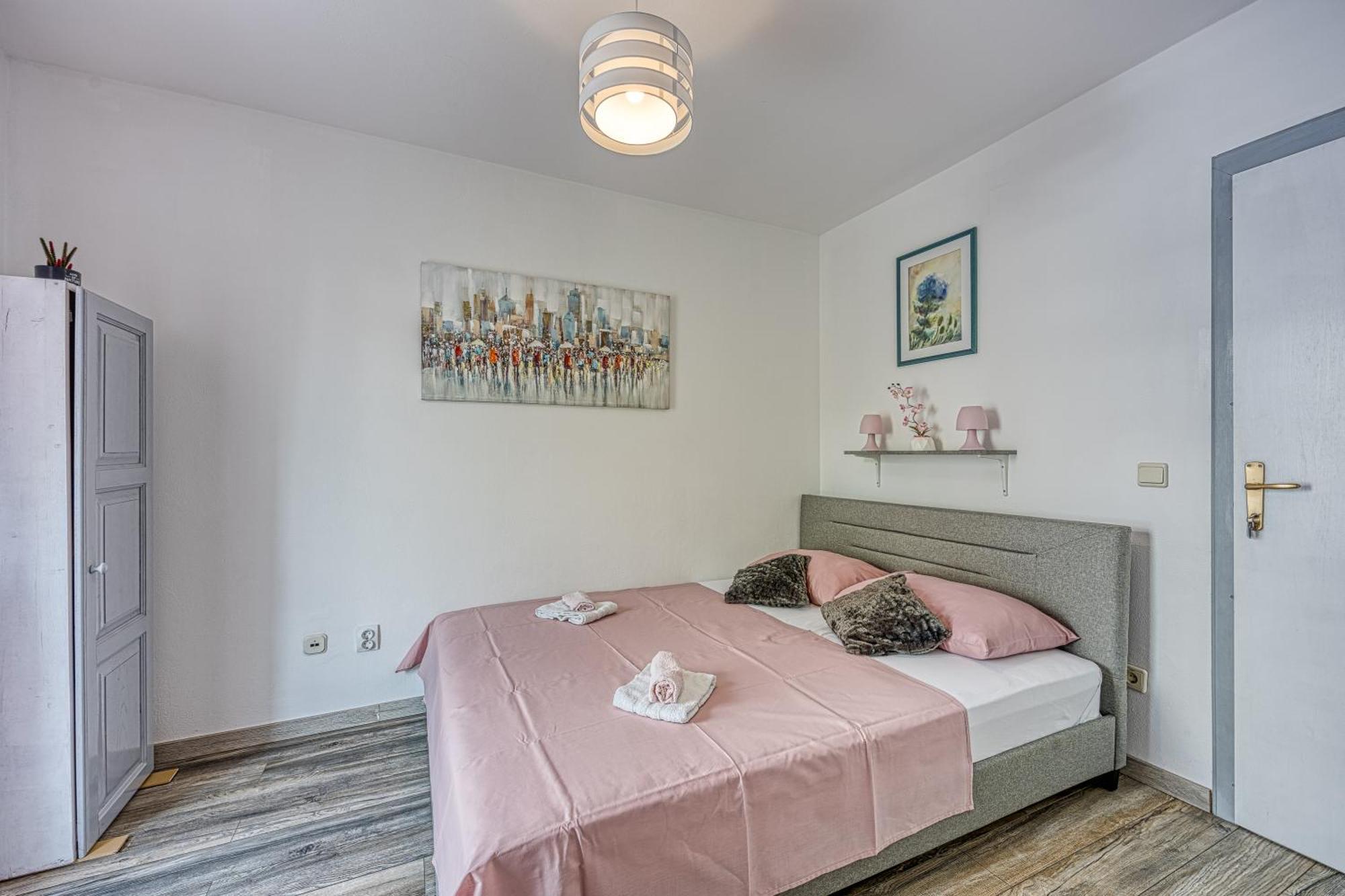 Studio Apartmani Ivanda Макарська Екстер'єр фото