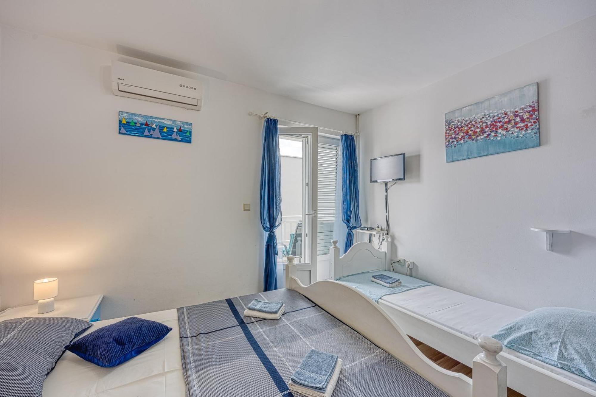 Studio Apartmani Ivanda Макарська Екстер'єр фото
